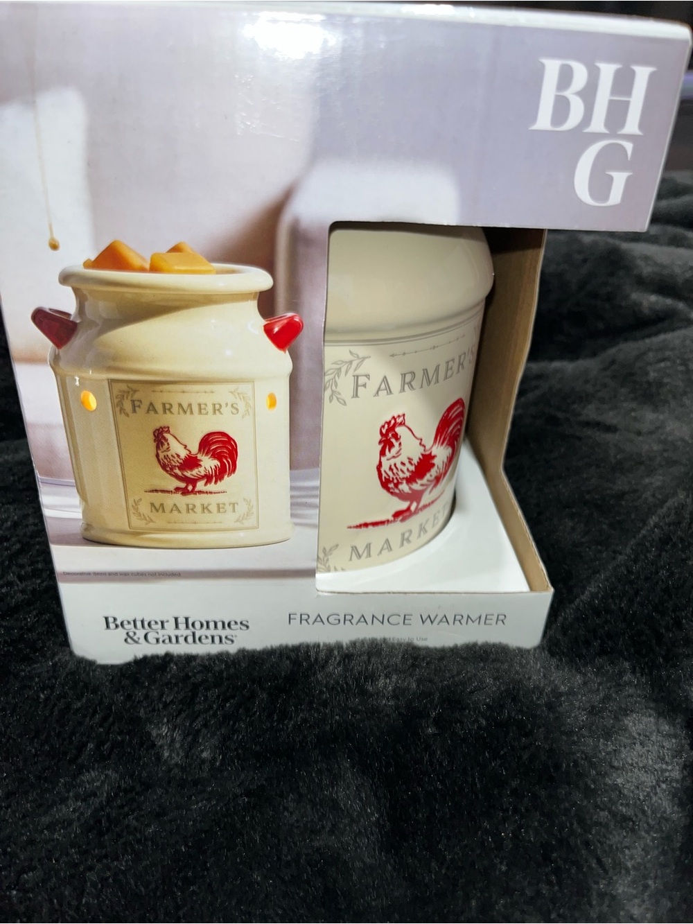 Better Homes & Gardens Farmer's Market Fragrance Warmer - Cream & Red